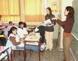  Personal especializado dictado clases en la escuela....